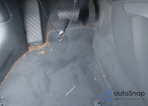 2013 Audi A4 2.0T Premium из США, поврежденный, VIN WAUEFAFL7DA162748